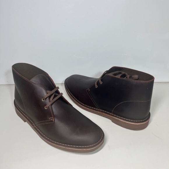 Clarks Bushacre 2 Leather Chukka Boots main image 4